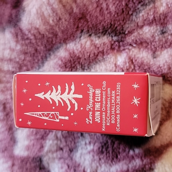 Hallmark Keepsake - Picture 5 of 8